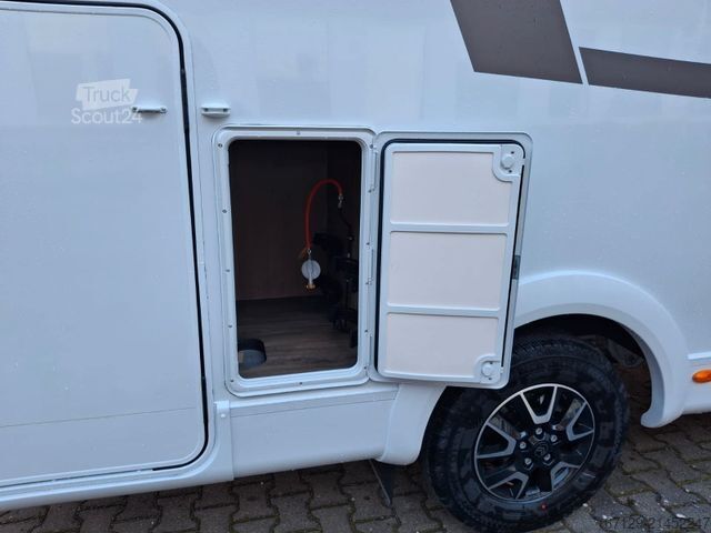 Half-integraal camper CARADO T 338s Markise / Radträger / Alufelgen