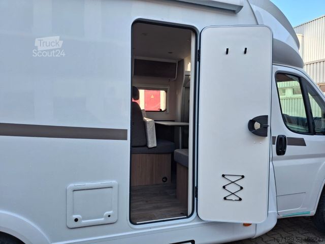 Half-integraal camper CARADO T 338s Markise / Radträger / Alufelgen