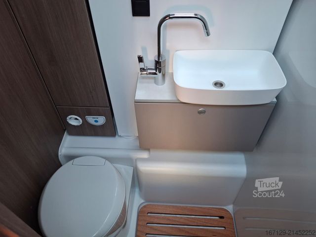 Half-integraal camper CARADO T 328