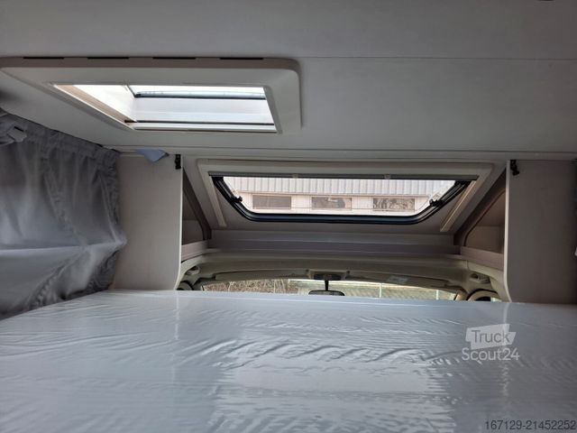 Half-integraal camper CARADO T 328