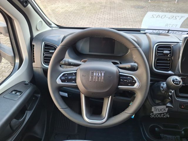 Half-integraal camper CARADO T 328