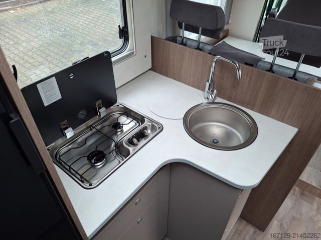 Half-integraal camper CARADO T 328