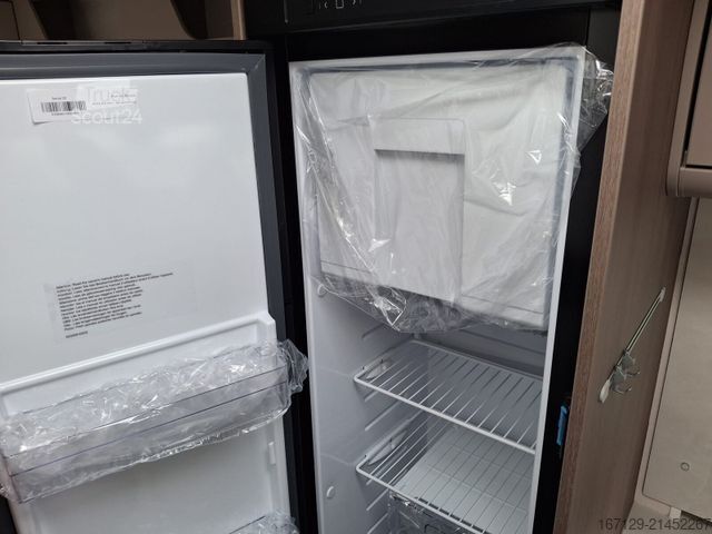 Half-integraal camper CARADO T 328 pro+ / Safety ACC / Fiat / Hubbett