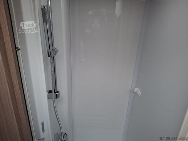 Half-integraal camper CARADO T 328 pro+ / Safety ACC / Fiat / Hubbett