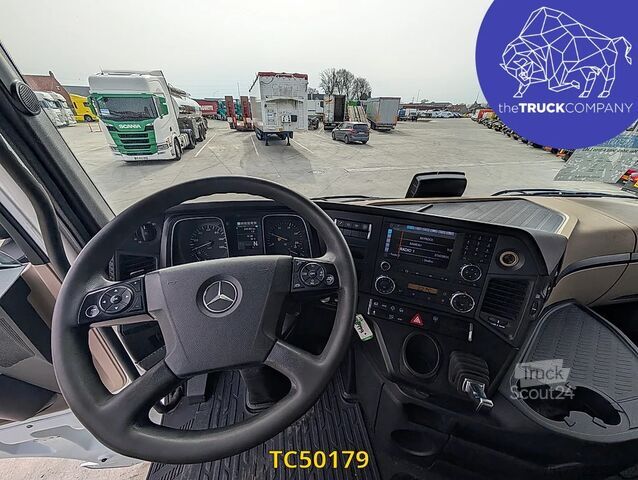 Estándar-SZM Mercedes-Benz Actros 1963
