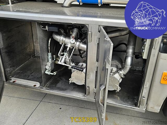 Tank Renault T 440