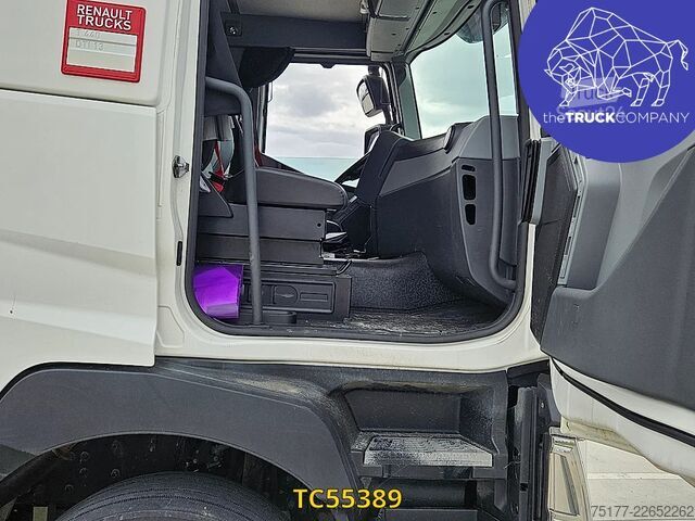 Autocisternă Renault T 440