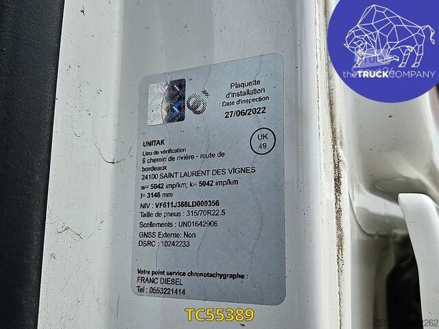 Autocisternă Renault T 440