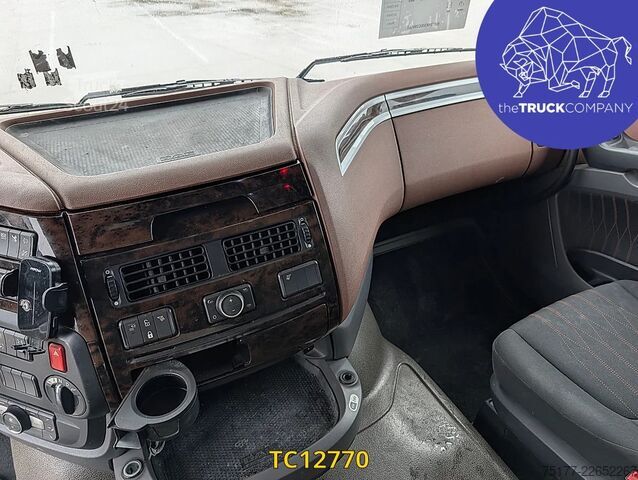 Standard-SZM DAF XF 530