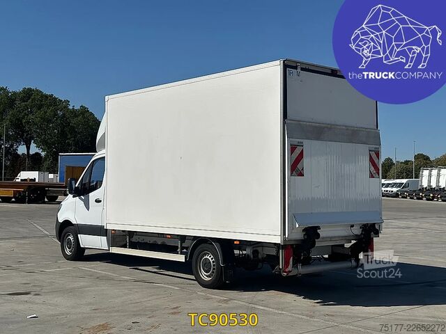 Resväska Mercedes-Benz Sprinter 317 CDI KOFFER MET LIFT - AUTOMAAT