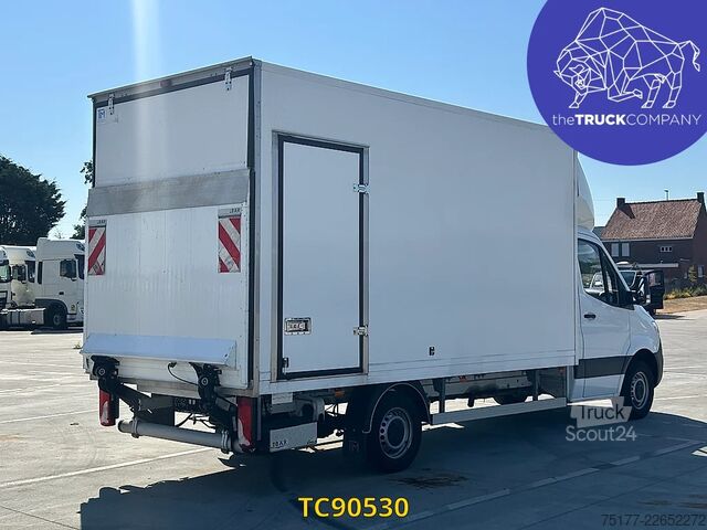 Resväska Mercedes-Benz Sprinter 317 CDI KOFFER MET LIFT - AUTOMAAT