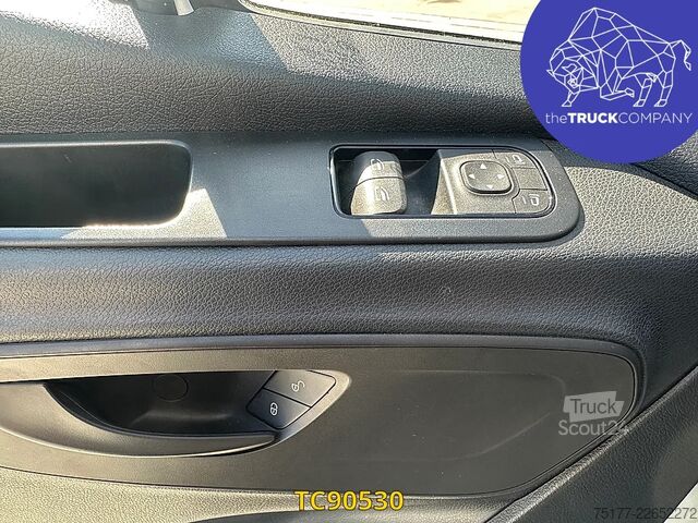 Resväska Mercedes-Benz Sprinter 317 CDI KOFFER MET LIFT - AUTOMAAT