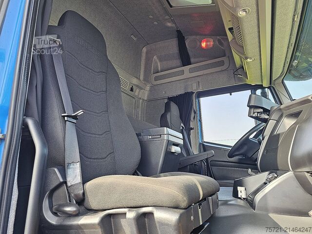 Trailer πλατφόρμας IVECO AT260S42 STRALIS 6X2 HYVA HC183X 4X