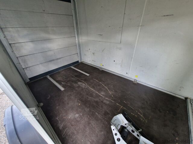 κλειστό ρυμουλκούμενο Debon Polycargo 1300 Seitentür gebraucht