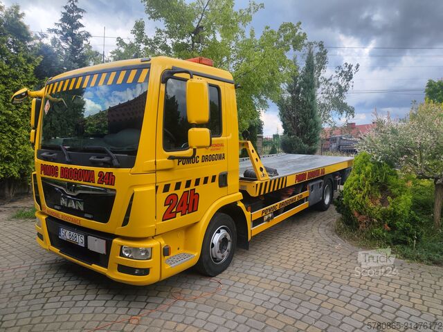 эвакуатор, транспортер для техники, подъёмная платформа Man Autotransporter