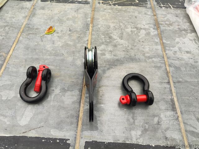 эвакуатор, транспортер для техники, подъёмная платформа Man Autotransporter