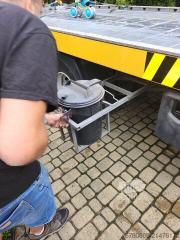 эвакуатор, транспортер для техники, подъёмная платформа Man Autotransporter