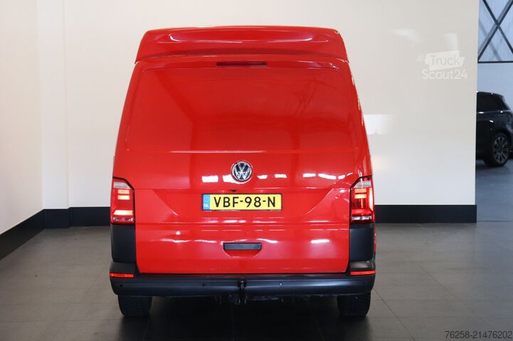 Dobozos furgon Volkswagen Transporter 2.0 TSI 150PK L2H2 Benzine 2x schui...