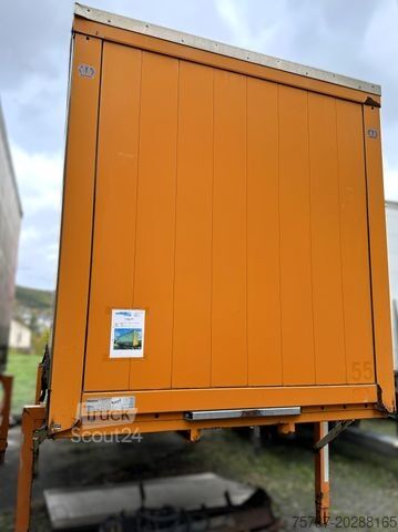 Prikolica z zamenljivo nadgradnjo KRONE WP 7.7 LS5-CS