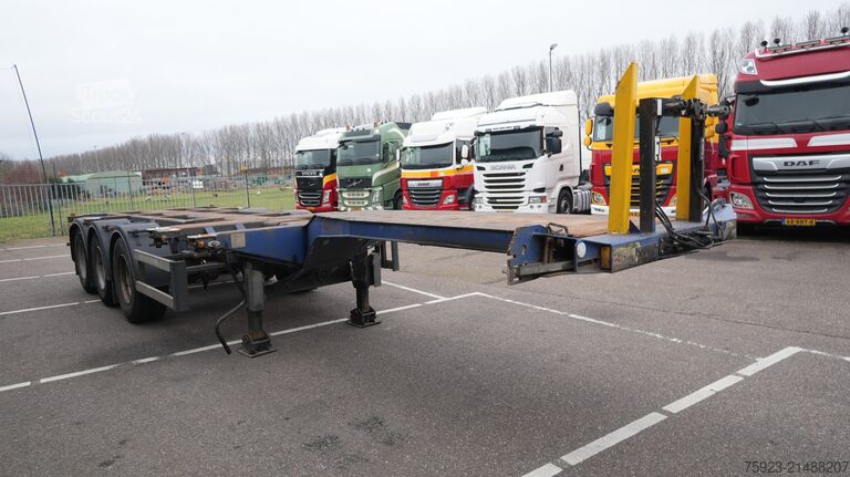Transport de conteneurs D-tec FT-43-03-V Flexitrailer multi container chassis...
