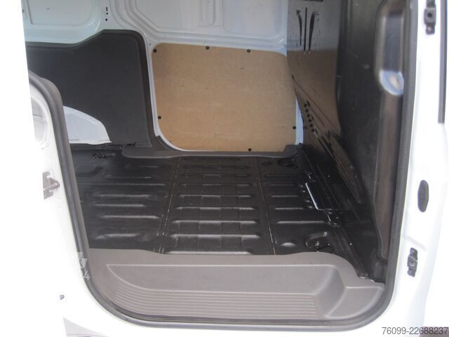 Uzun dingil mesafeli panelvan Ford Transit Connect 240 lang L2 Trend