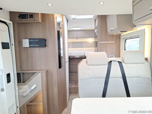 Half-integraal camper CARADO T 328 Hubbett