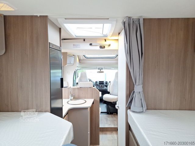Half-integraal camper CARADO T 328 Hubbett
