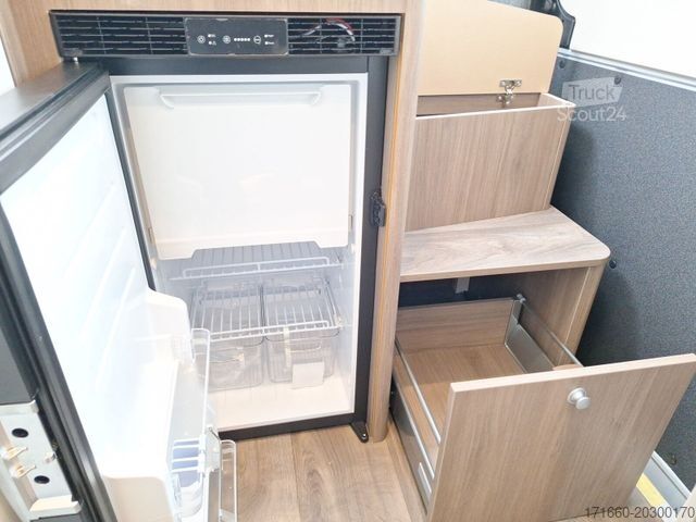 Camper van CARADO pro CV 541