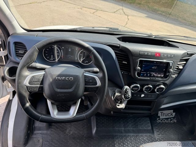 Dobozos furgon IVECO Daily Fahrgestell Einzelkabine 35 S ... Radstand