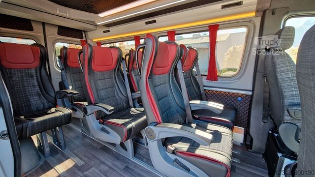 Minibuss MERCEDES-BENZ Sprinter 315 Tourer 9 SS  VIP Systemboden Stock