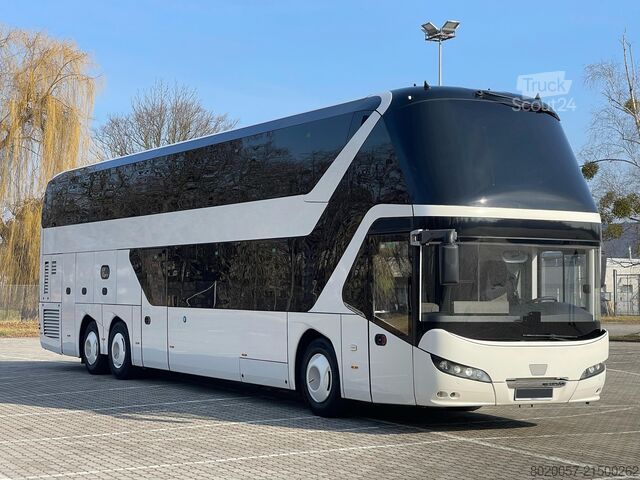 διώροφο λεωφορείο Neoplan SKYLINER L