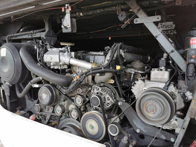 διώροφο λεωφορείο Neoplan SKYLINER L