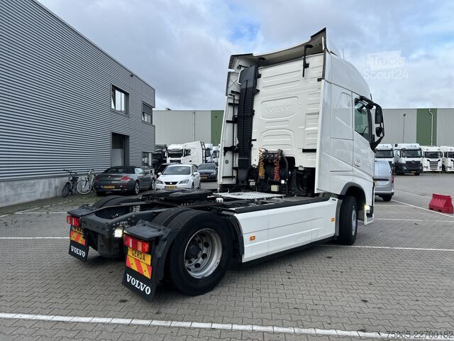 Standaard-SZM Volvo FH 420 Globetrotter / 861 dkm / Night AC / VEB+...
