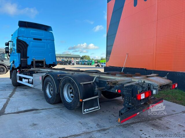 Châssis-cabine Renault T 520 6x2 CHASSIS L=7545 mm