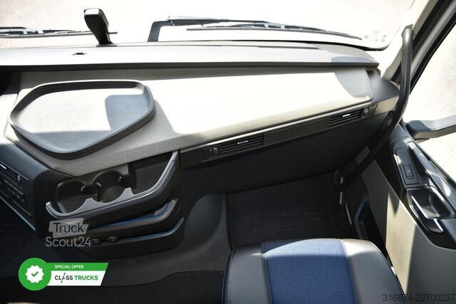 Standardni vlačilec VOLVO FH 500 XL Retarder i-ParkCool ACC