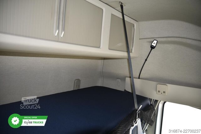 Standardni vlačilec VOLVO FH 500 XL Retarder i-ParkCool ACC