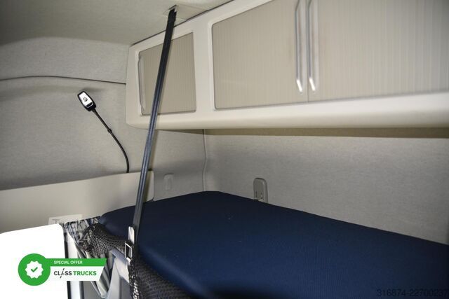 Standardni vlačilec VOLVO FH 500 XL Retarder i-ParkCool ACC