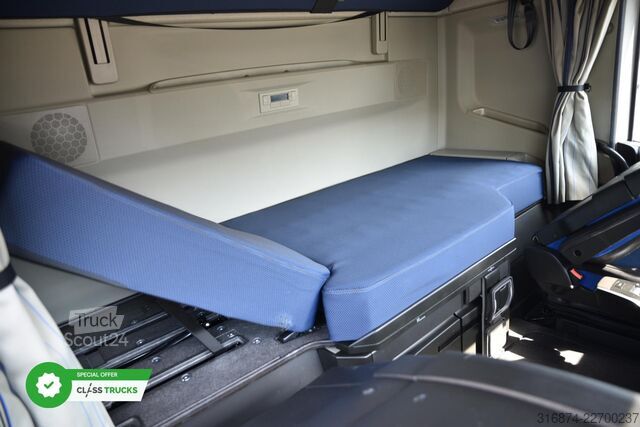 Standardni vlačilec VOLVO FH 500 XL Retarder i-ParkCool ACC