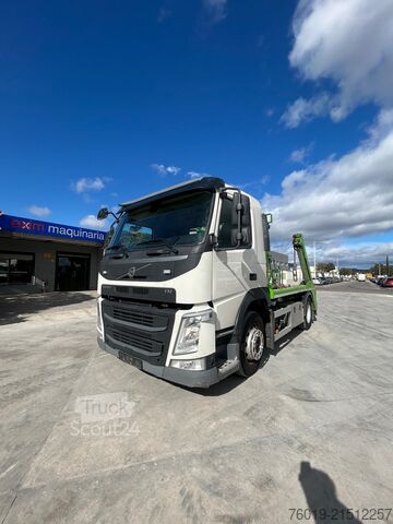 Volquete VOLVO FM300