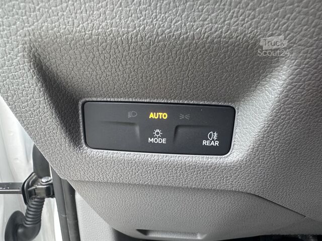 Platforminis furgonas su dviguba kabina MAN TGE 3.140 Doka Pritsche