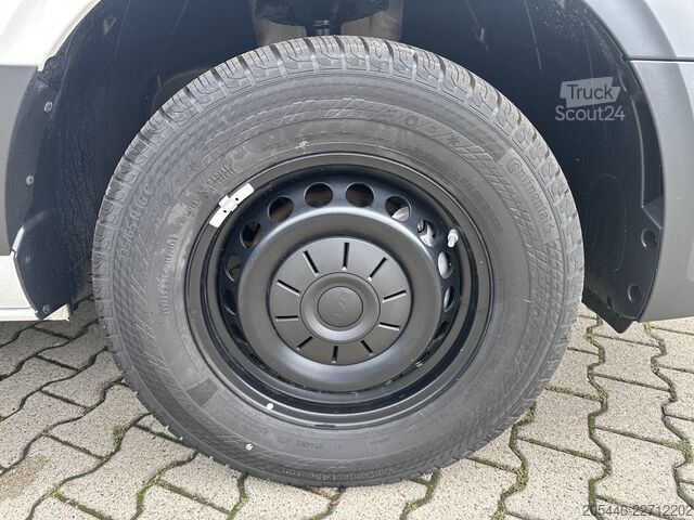 Platforminis furgonas su dviguba kabina MAN TGE 3.140 Doka Pritsche