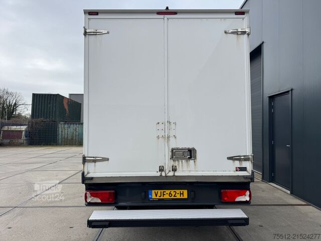 Koffer Mercedes-Benz SPRINTER 514 / Automaat / APK: 1-2027 / NL Van