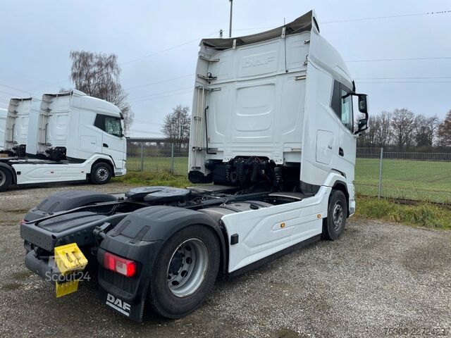 Стандартен влекач DAF FT XG 480