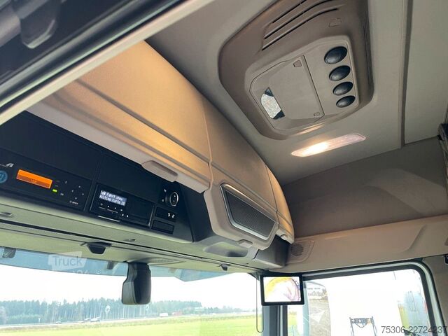 Стандартен влекач DAF FT XG 480