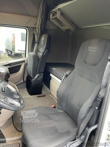 Стандартен влекач DAF FT XG 480