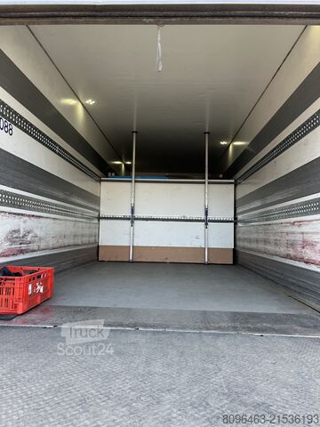 Kasa kamyoneti DAF LF 230