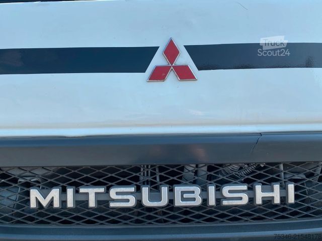 Furgone con gru montata su autocarro MITSUBISHI Canter/Prit./Kran Palfinger 13 m/Funk/NL 2,6 to