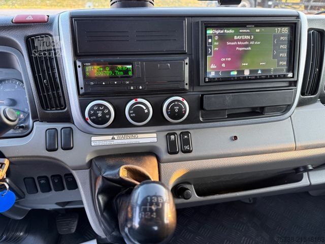 Savitarnos furgonas FUSO Canter 7C18 Absetzkipper VERBREITERBAR/Klima