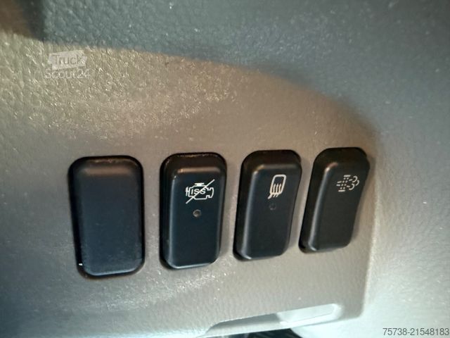 Savitarnos furgonas FUSO Canter 7C18 Absetzkipper VERBREITERBAR/Klima