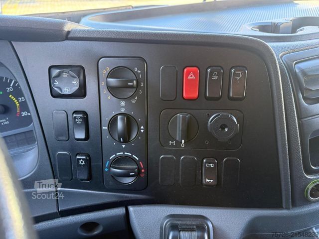 Nákladné vozidlo s výmennou nadstavbou MERCEDES-BENZ 1833 Axor, 7 Sitzplätze, 1. Hand, erst 228 Tkm